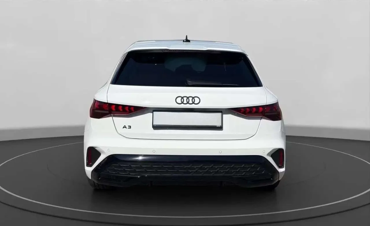Audi A3 Sportback 35 TFSI S line - miniatura 5