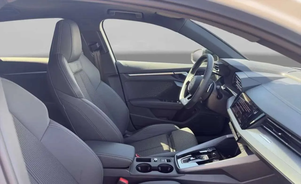 Audi A3 Sportback 35 TFSI S line - miniatura 16