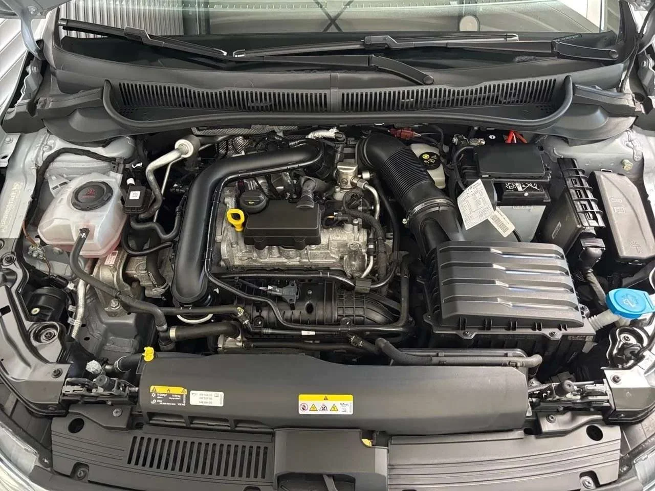 Volkswagen Polo Polo 1.0 tsi R-Line 95cv - miniatura 9