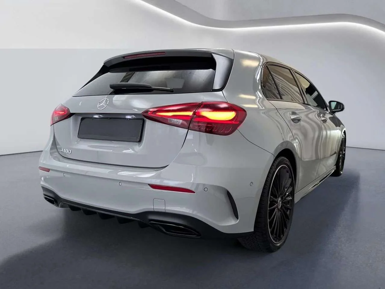 Mercedes-Benz A 180 A 180 Sport Night edition Plus auto - miniatura 2