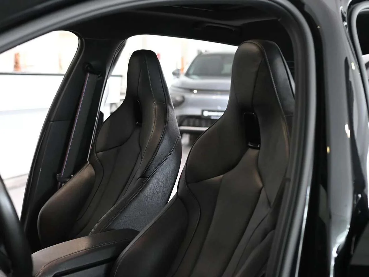 BMW 118 118i Msport 5p auto - miniatura 10