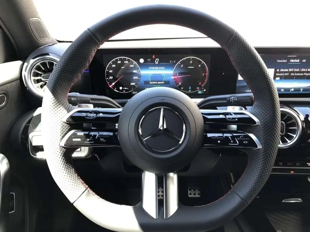 Mercedes-Benz A 220 d Limousine - miniatura 9