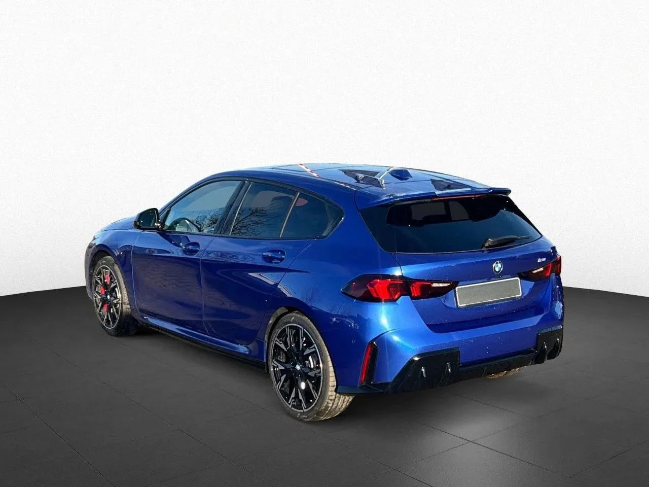 BMW 123 xDrive - miniatura 3