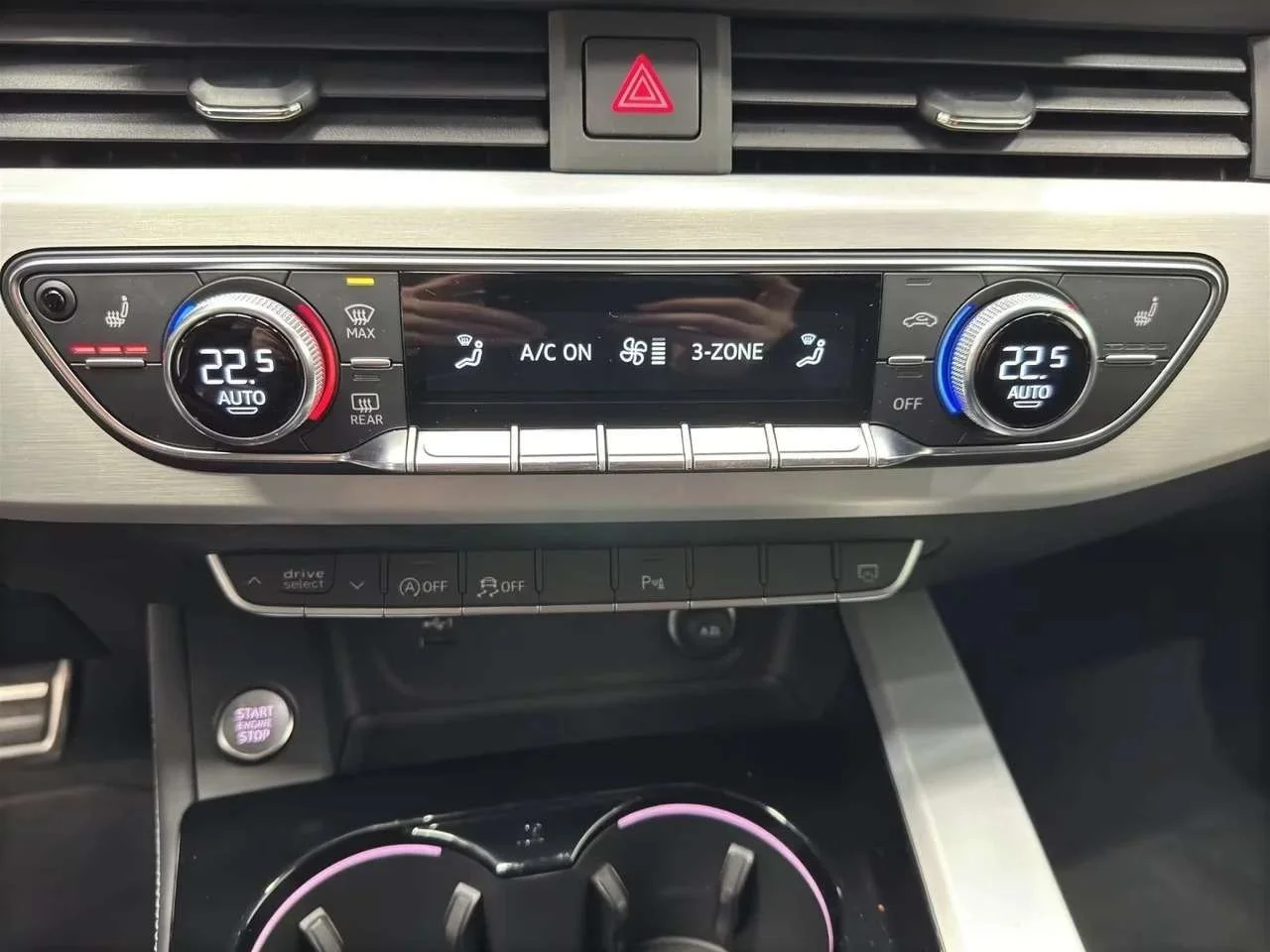 Audi A4 Avant 40 TFSI Quattro S LINE - miniatura 11