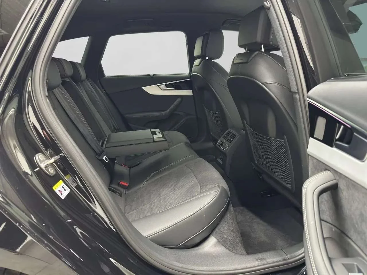 Audi A4 Avant 40 TFSI Quattro S LINE - miniatura 13