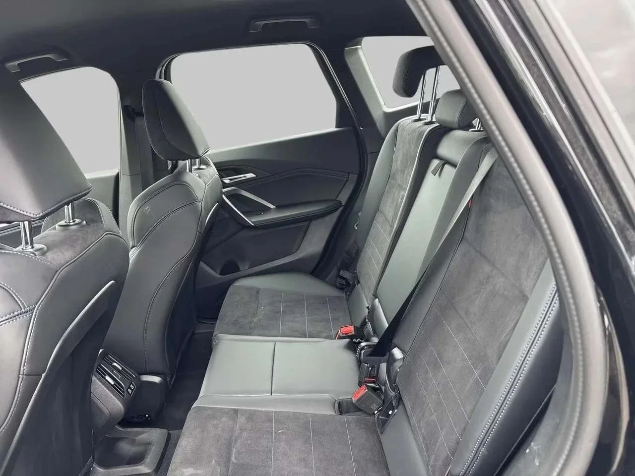 BMW X1 sDrive18i M Sport - miniatura 15