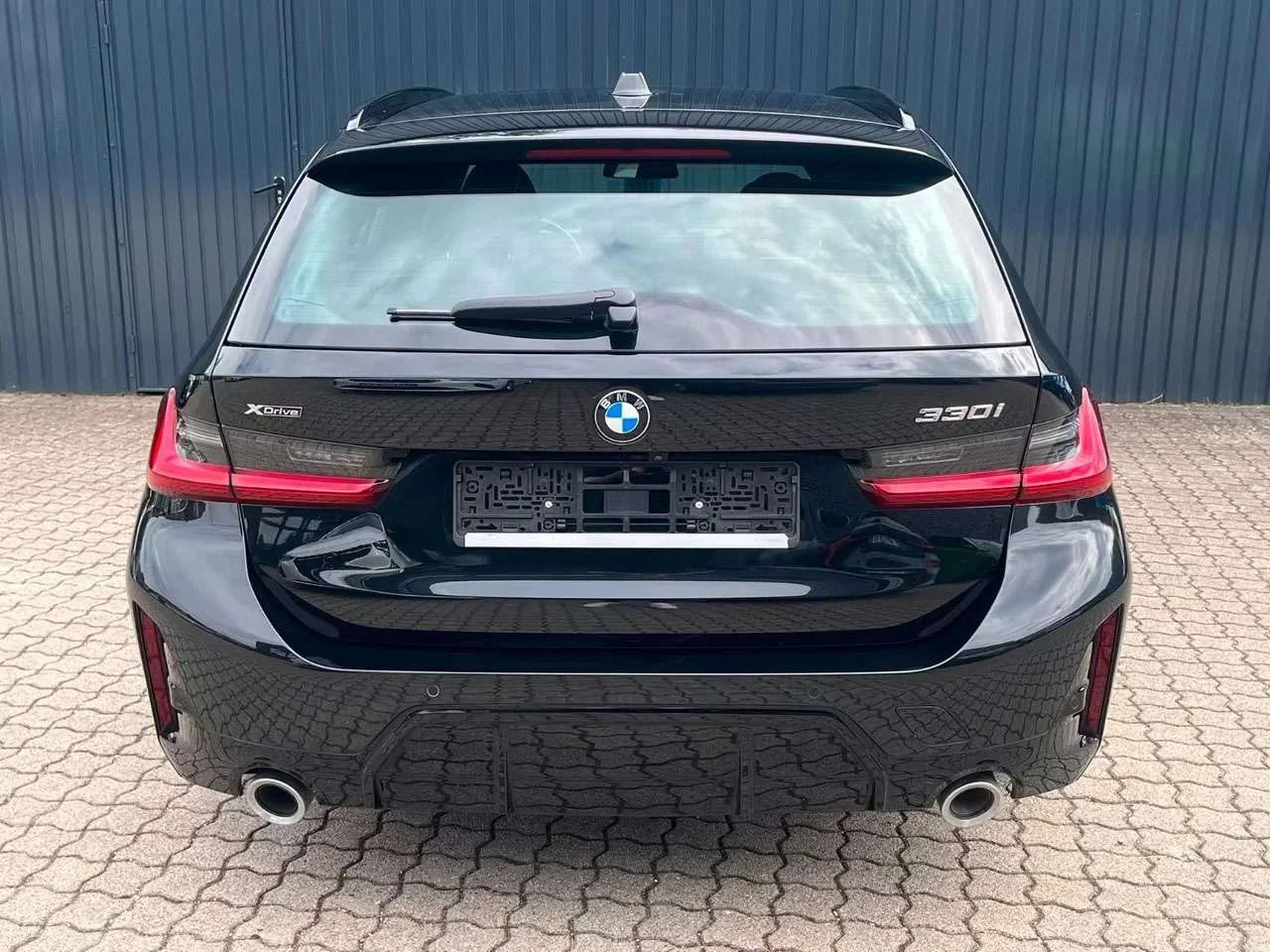 BMW 330 i xDrive Touring M SPORT - miniatura 4