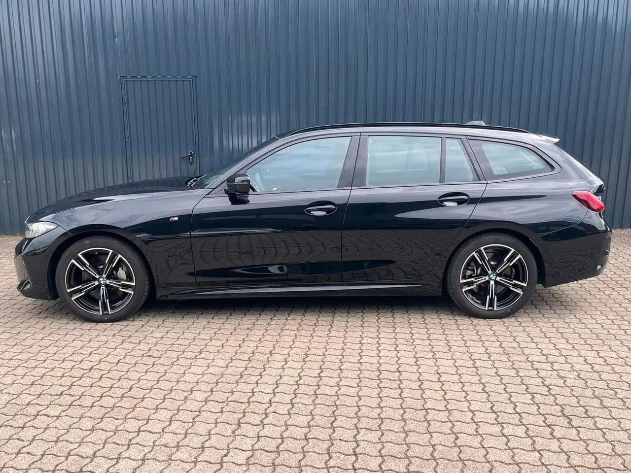 BMW 330 i xDrive Touring M SPORT - miniatura 6