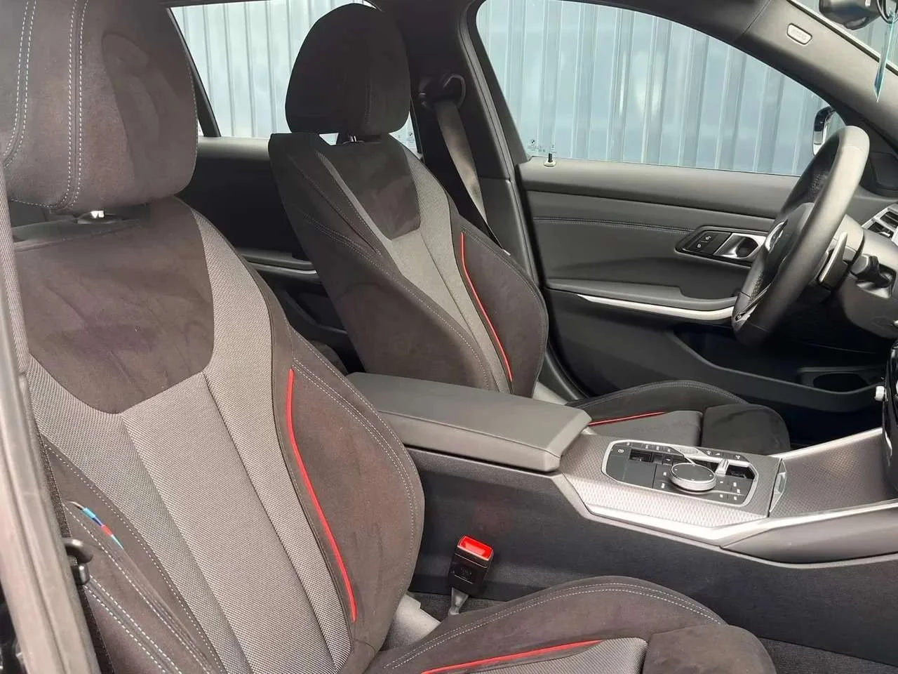 BMW 330 i xDrive Touring M SPORT - miniatura 14