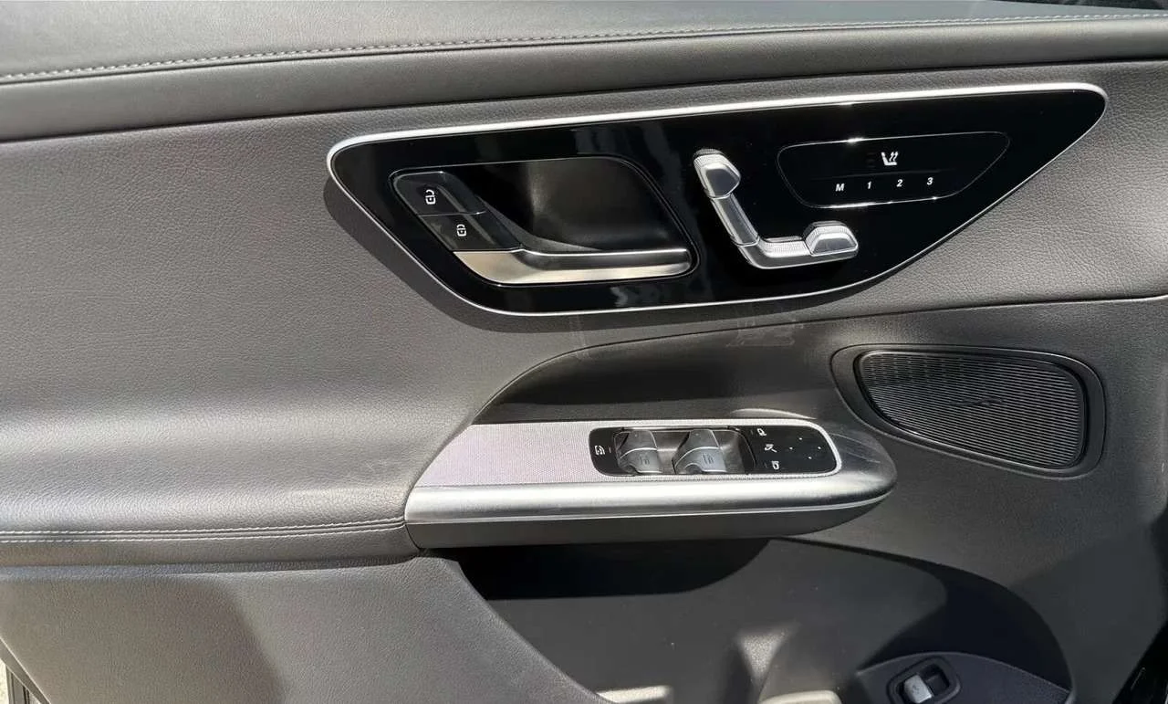 Mercedes-Benz GLC 300 d 4M Coupé - miniatura 8
