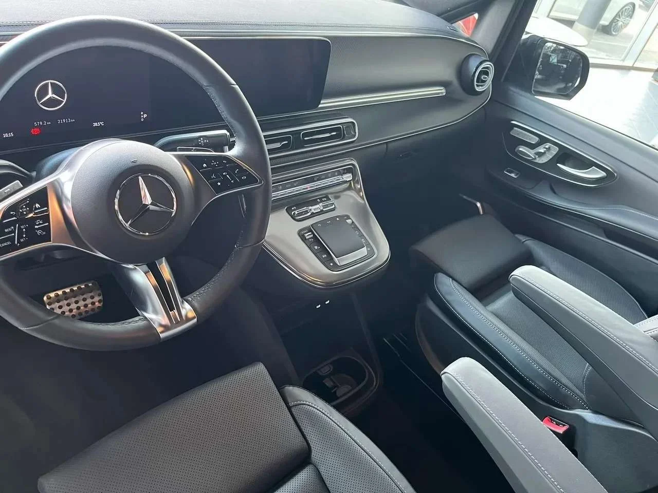 Mercedes-Benz V 300 d EXCLUSIVE EXTRA LANG 4-Matic AMG - miniatura 7
