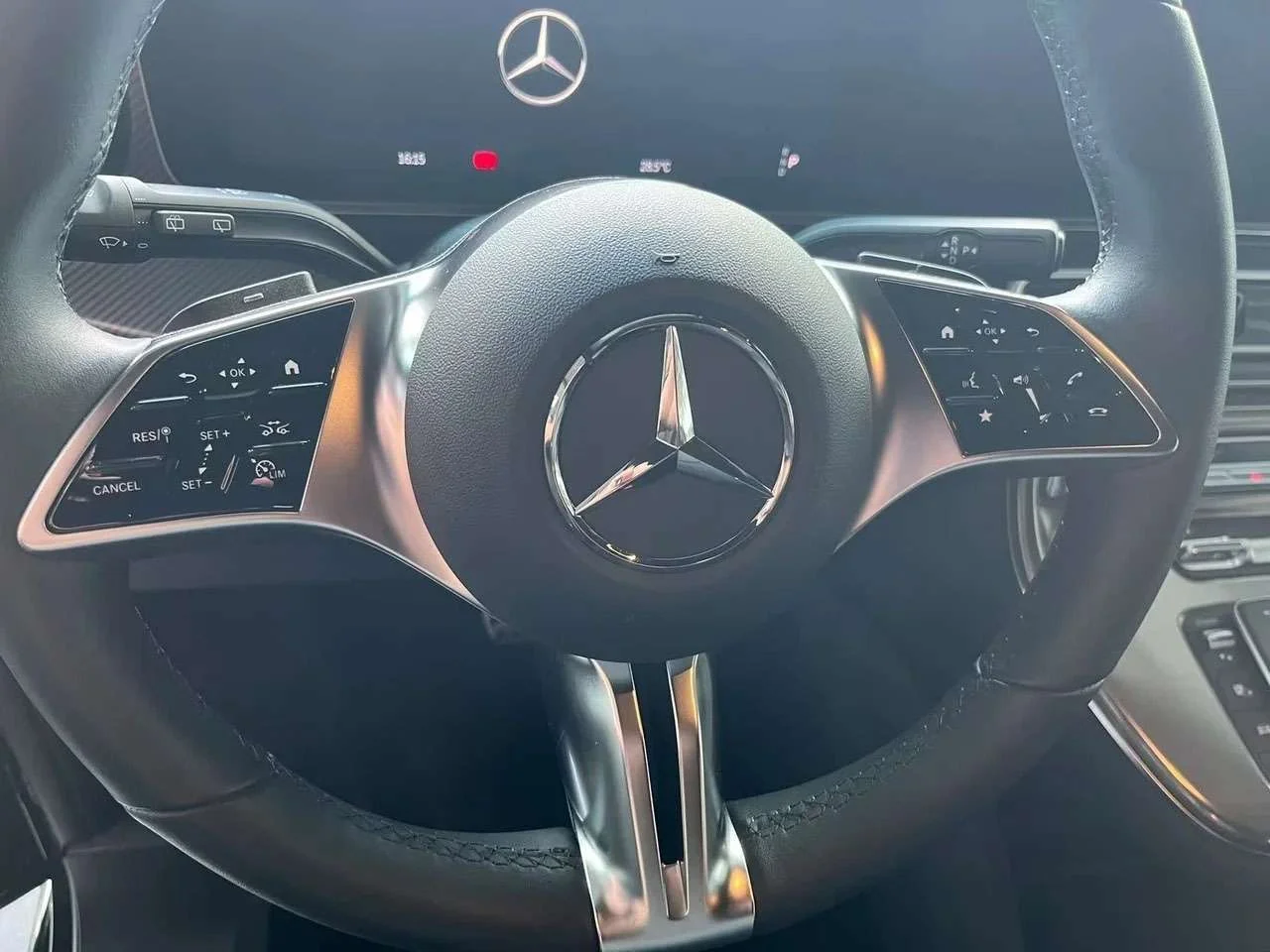 Mercedes-Benz V 300 d EXCLUSIVE EXTRA LANG 4-Matic AMG - miniatura 8