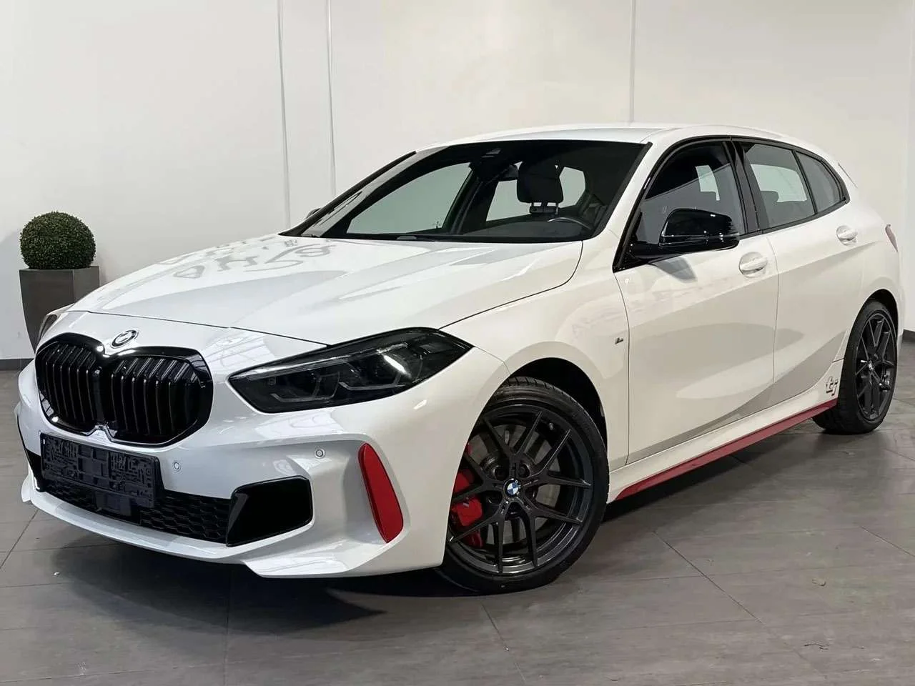 BMW 128 ti - miniatura 2