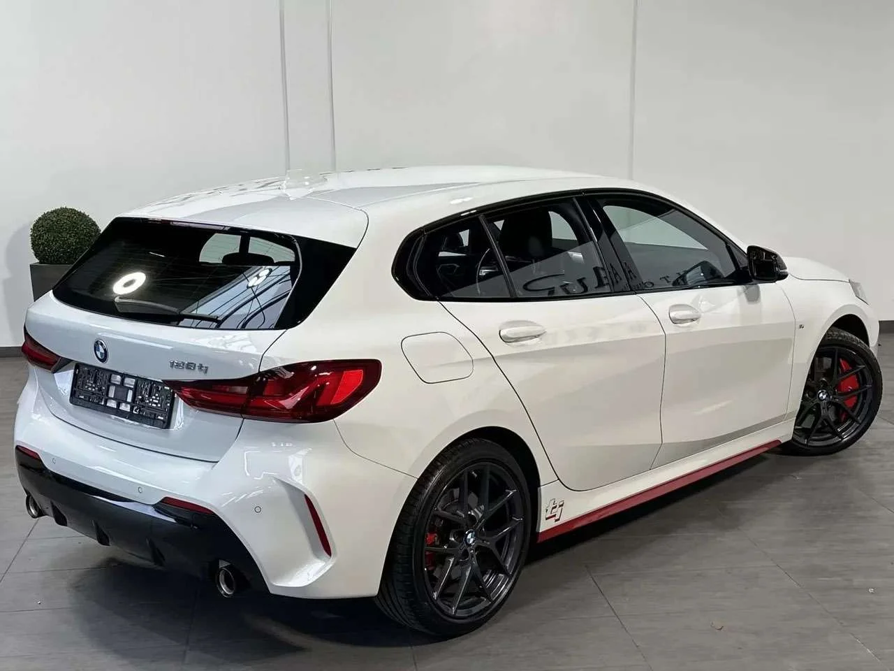 BMW 128 ti - miniatura 3