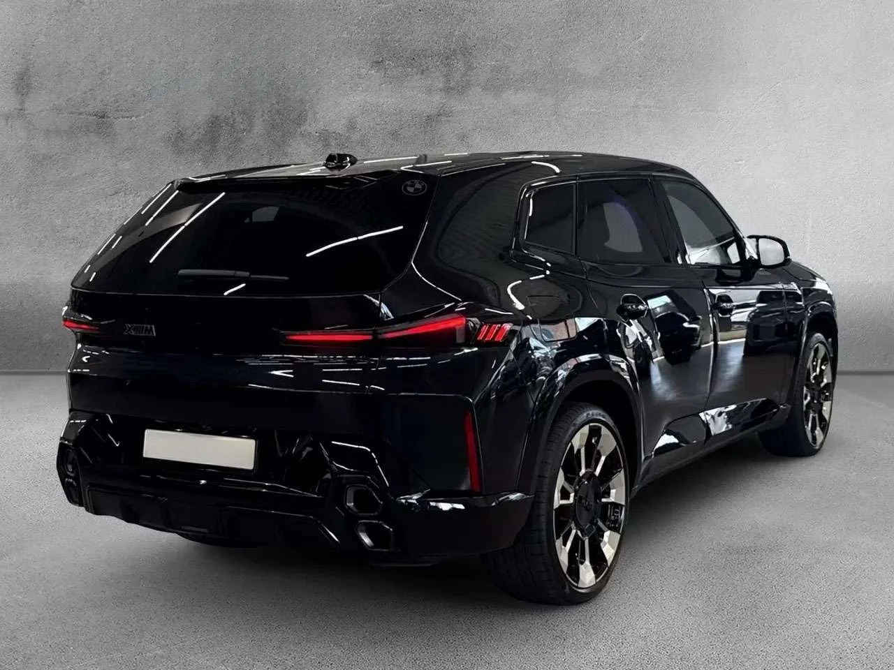 BMW XM 50e - miniatura 4