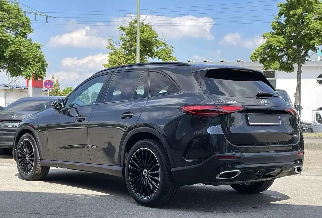 Mercedes-Benz GLC 200 AMG 4M - miniatura 3
