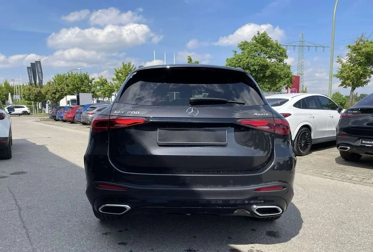 Mercedes-Benz GLC 200 AMG 4M - miniatura 4