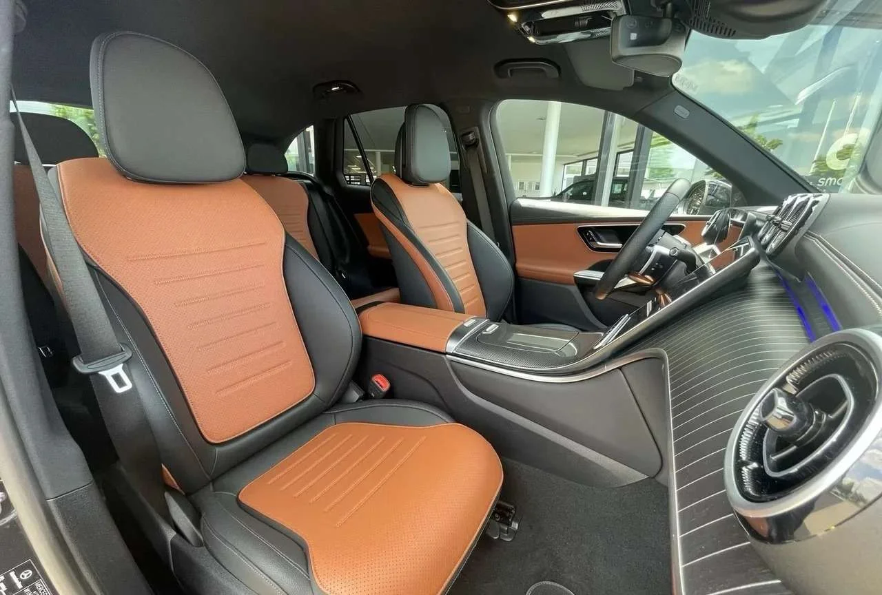Mercedes-Benz GLC 200 AMG 4M - miniatura 11