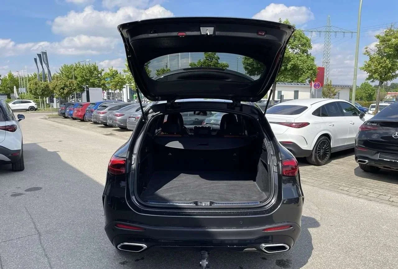 Mercedes-Benz GLC 200 AMG 4M - miniatura 13