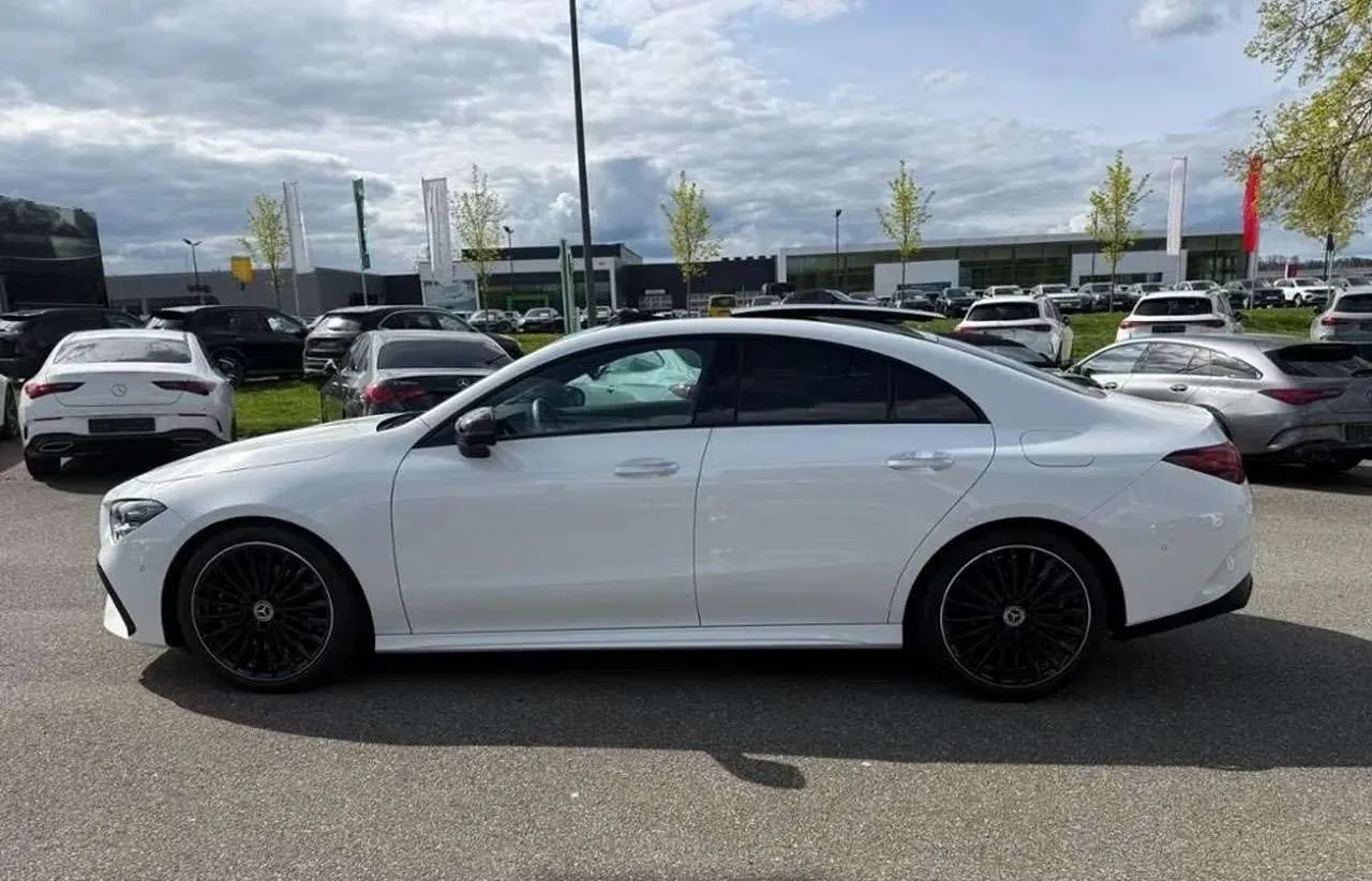 Mercedes-Benz CLA 220