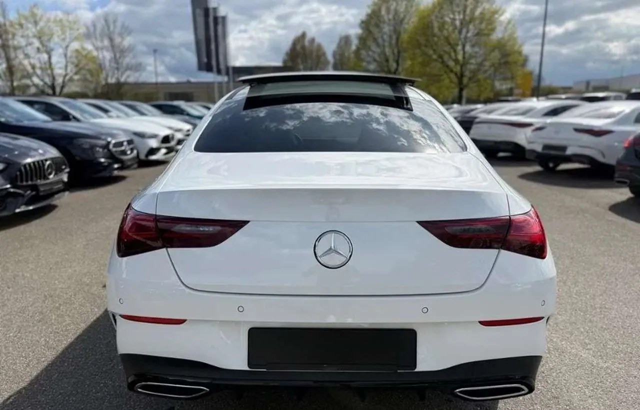 Mercedes-Benz CLA 220