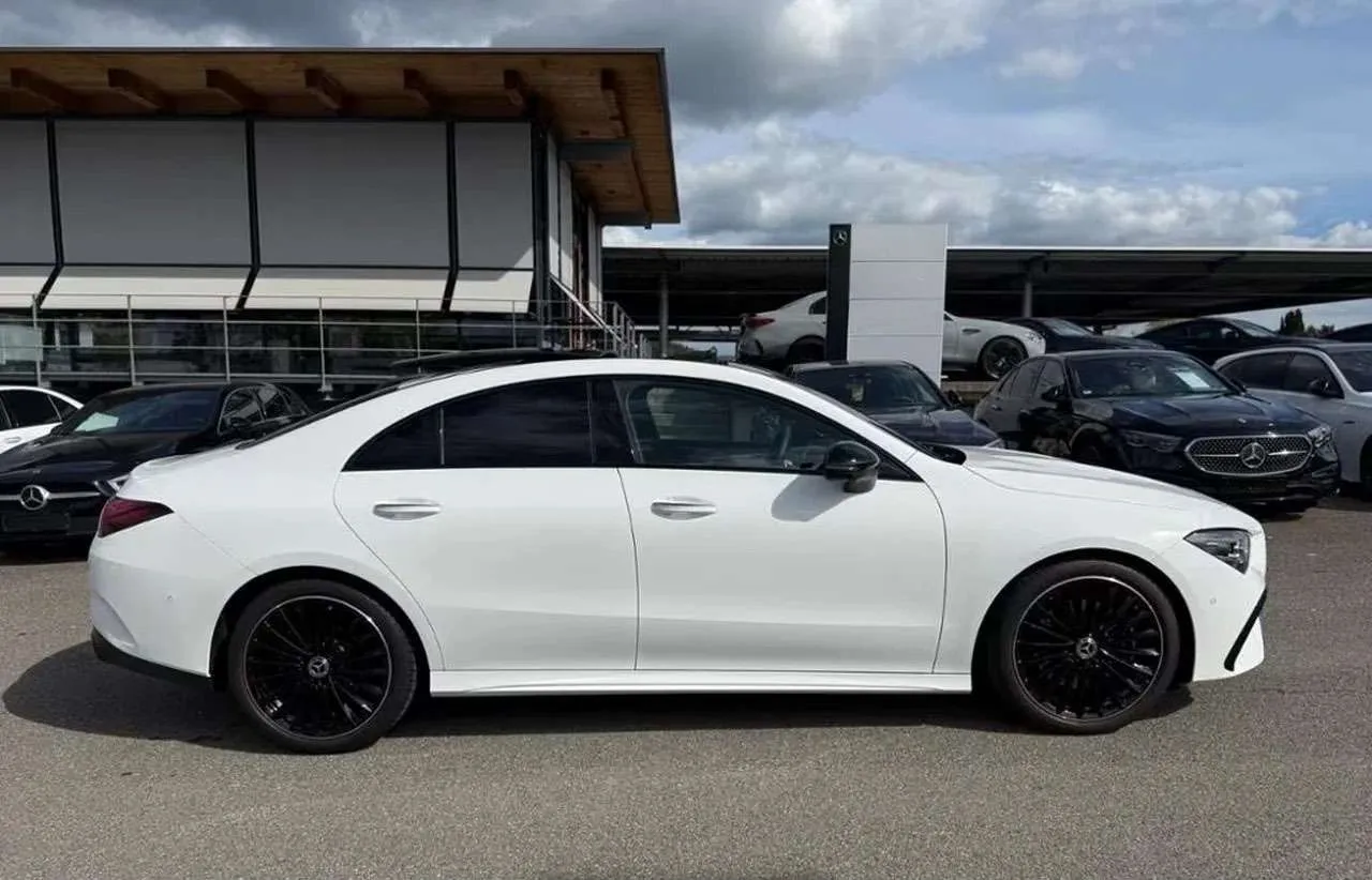 Mercedes-Benz CLA 220