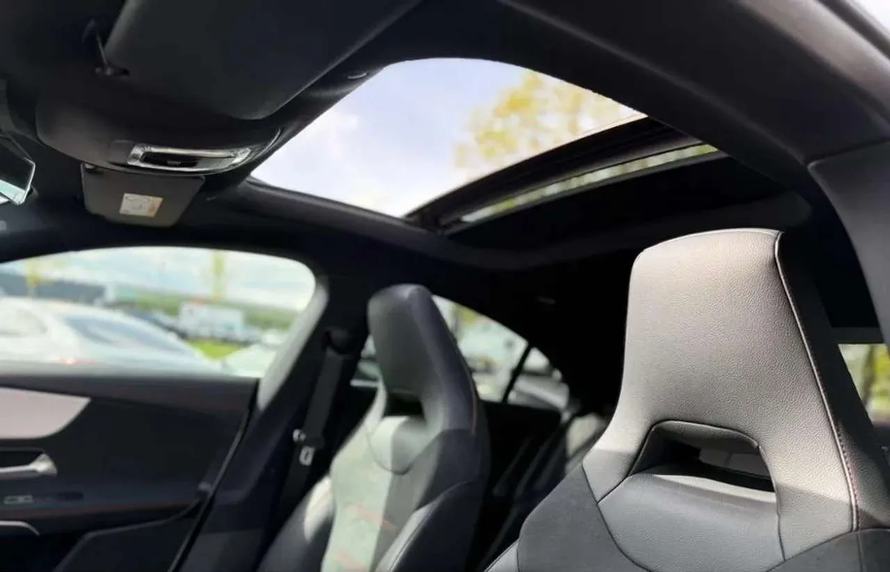 Mercedes-Benz CLA 220