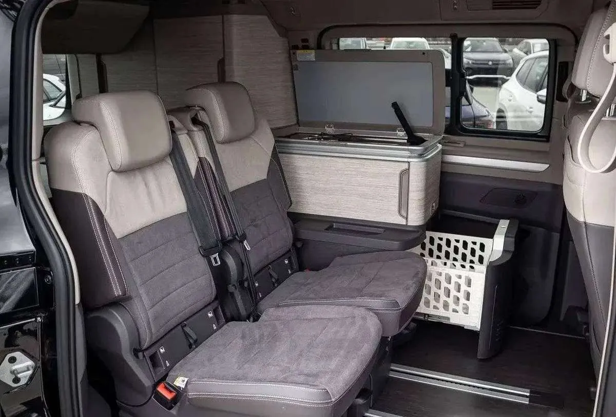 Volkswagen T7 California