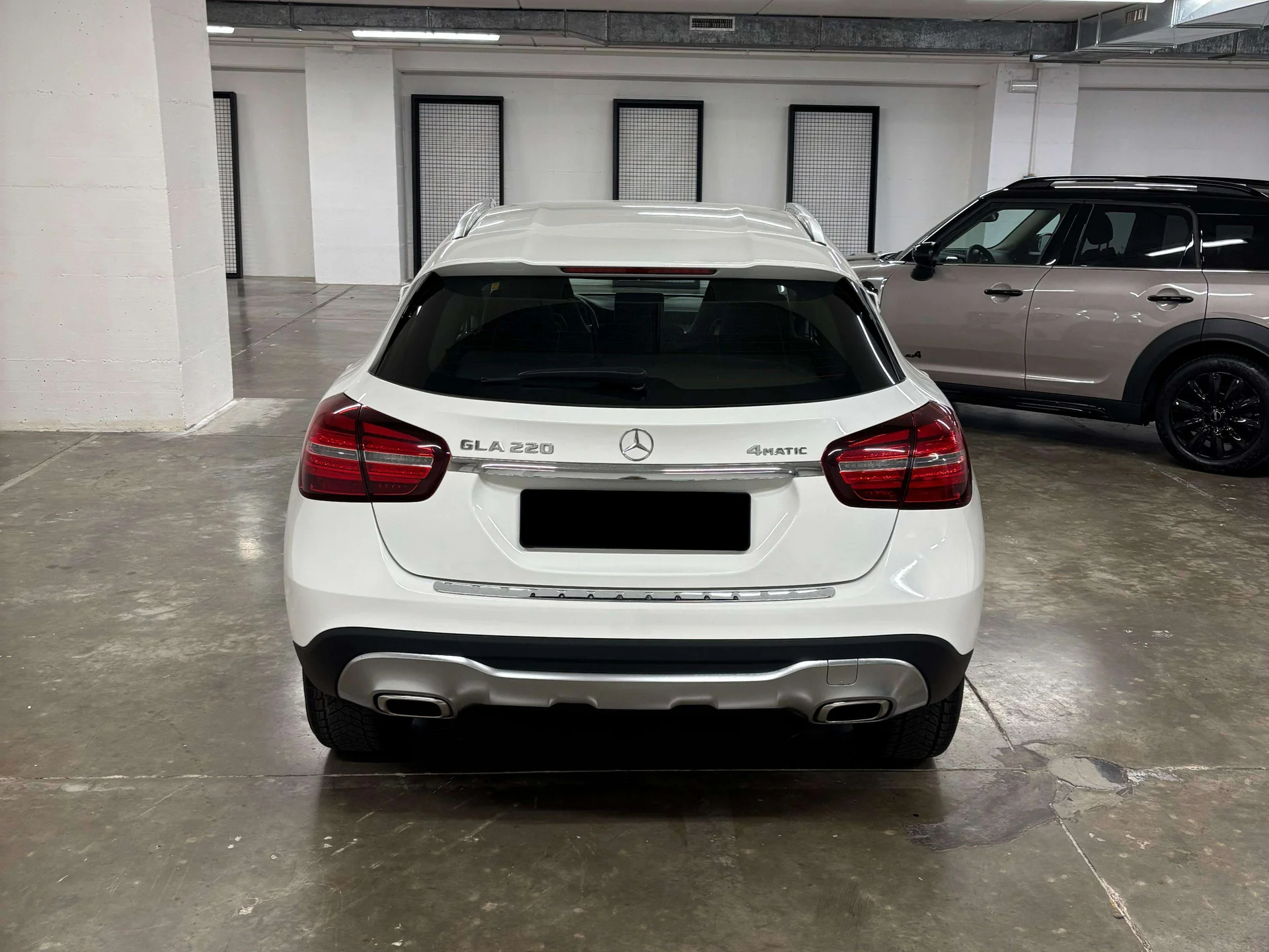Mercedes-Benz GLA 220 Premium 4matic *PRONTA CONSEGNA* - miniatura 4