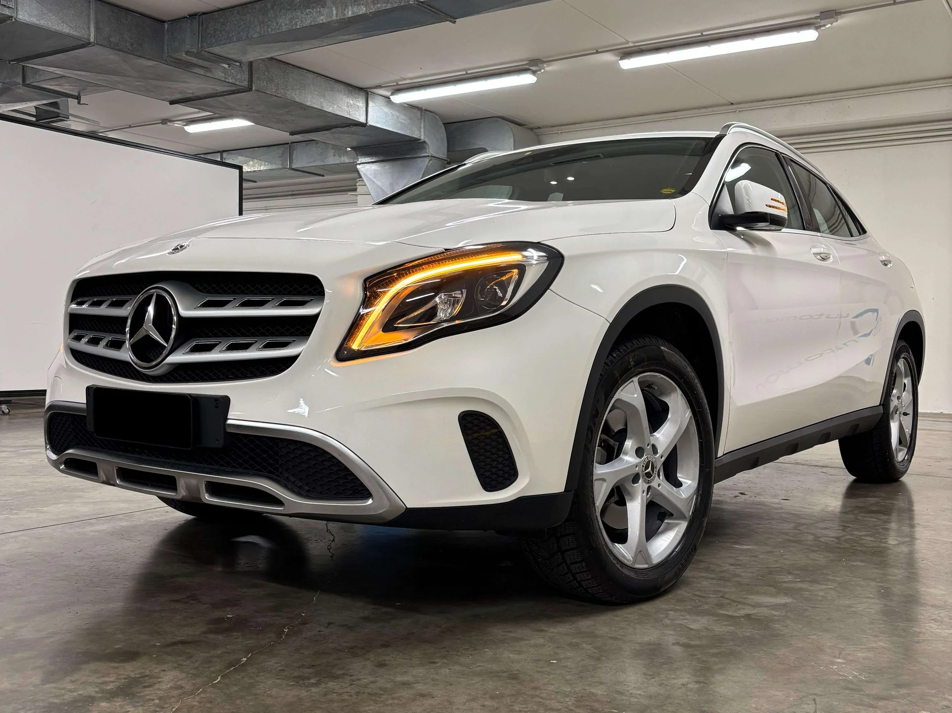 Mercedes-Benz GLA 220 Premium 4matic *PRONTA CONSEGNA* - miniatura 6