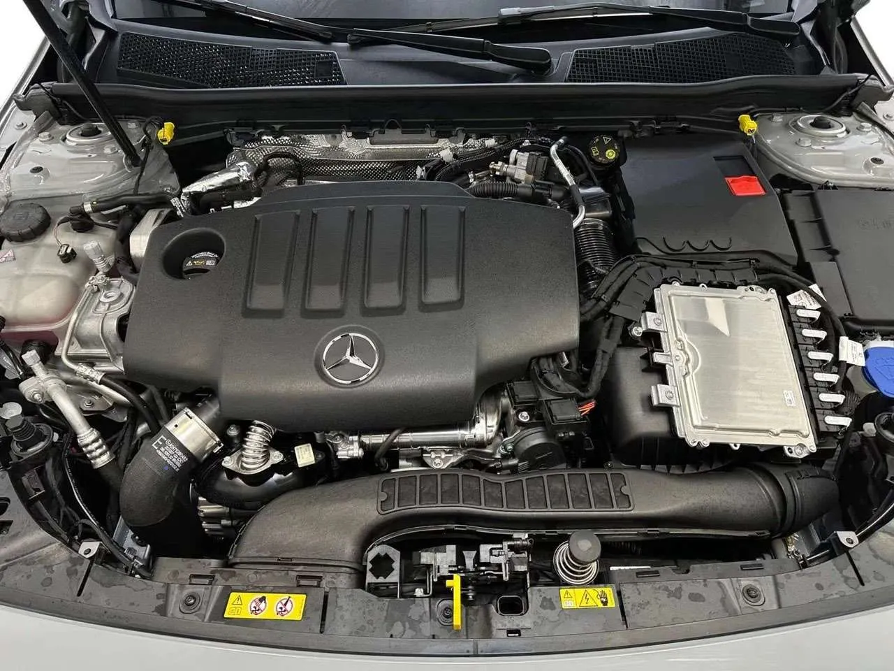 Mercedes-Benz A 220