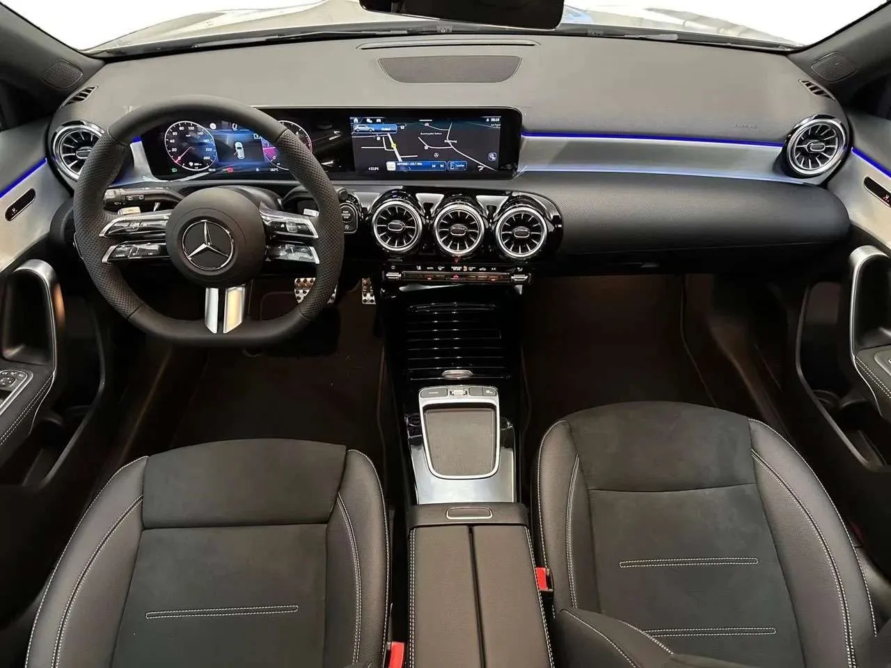 Mercedes-Benz A 220
