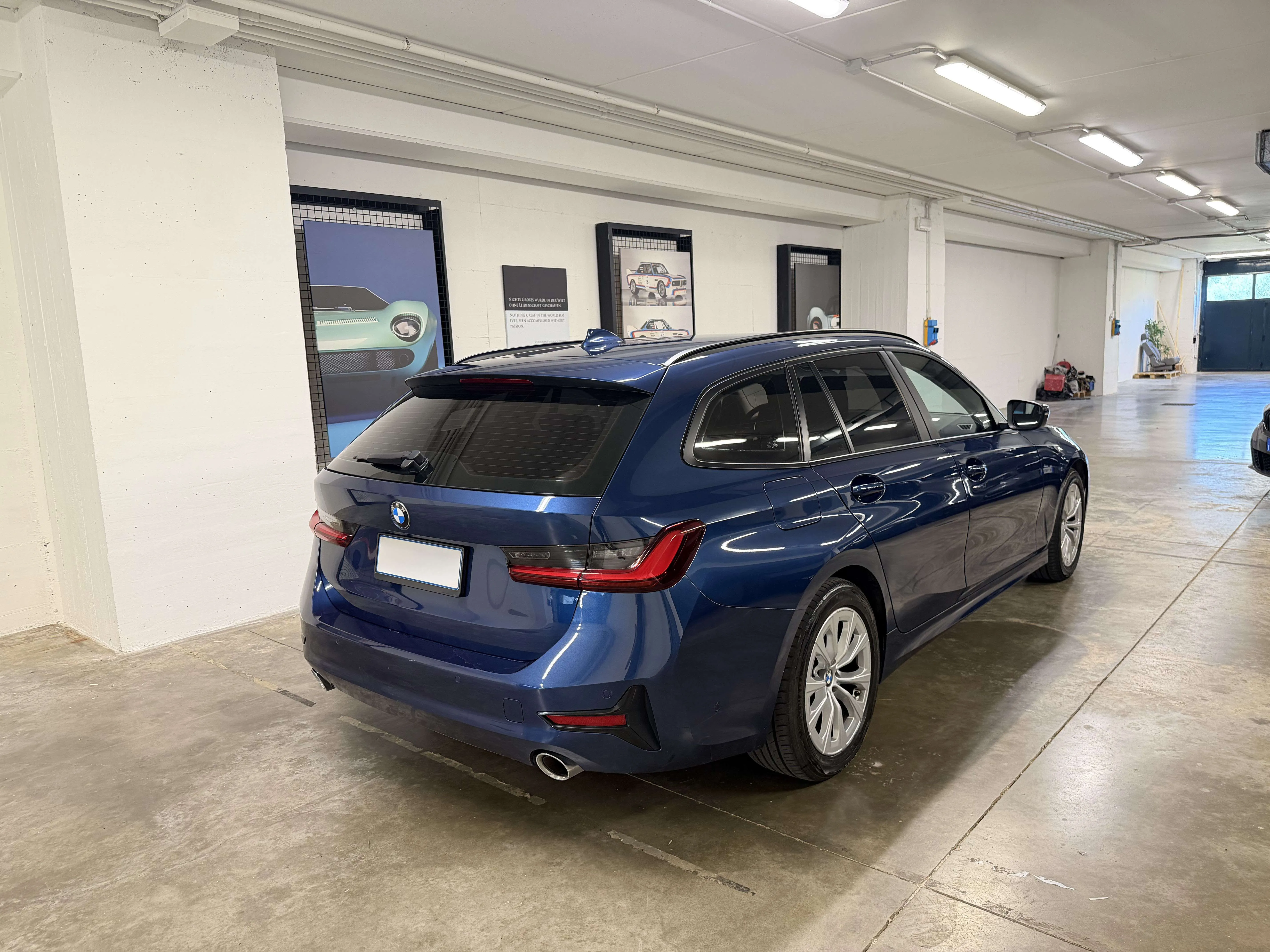 BMW 320