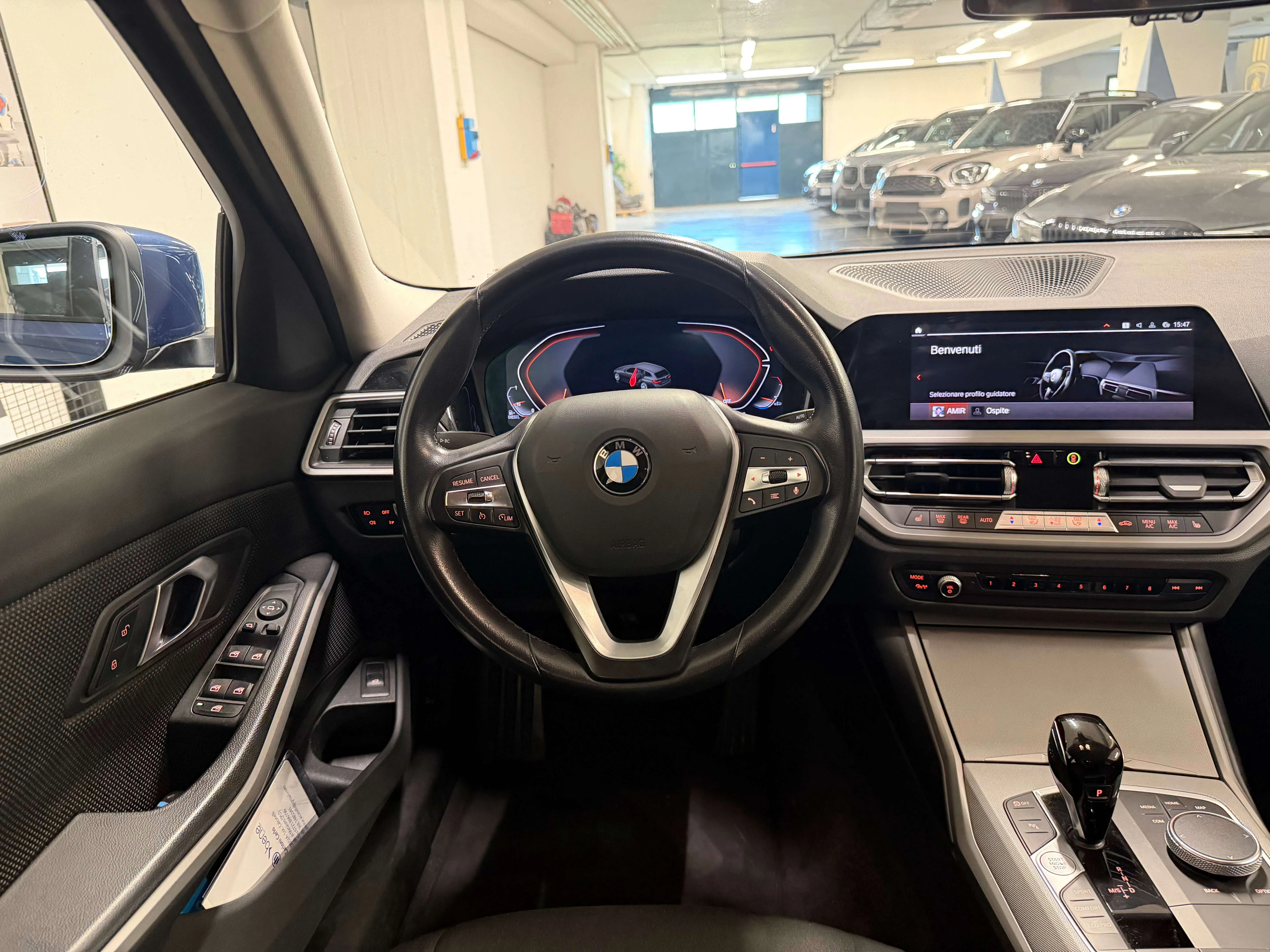 BMW 320